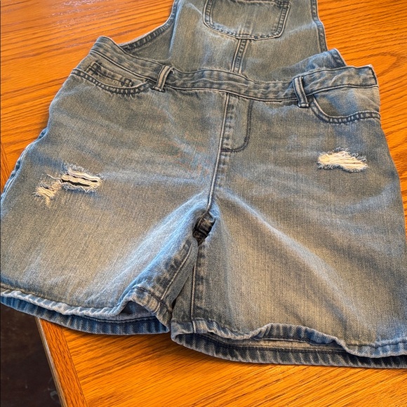 Short Overalls - Picture 2 of 4